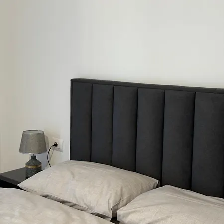 בית הארחה Shtepia Me Lule