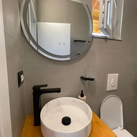 בית הארחה Shtepia Me Lule