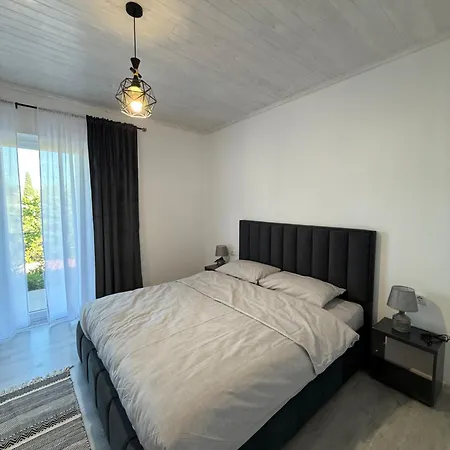 بيت ضيافة Shtepia Me Lule