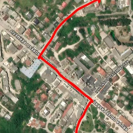 Pensionat Shtepia Me Lule Përmet