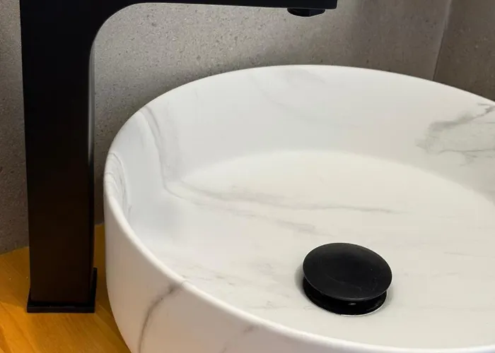 Shtepia Me Lule 게스트하우스