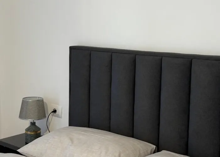 게스트하우스 Shtepia Me Lule