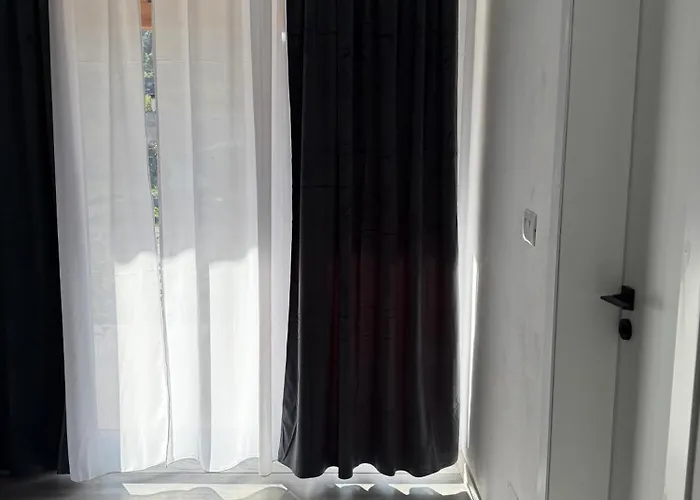 게스트하우스 Shtepia Me Lule